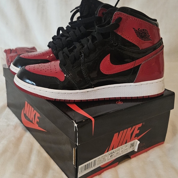 Nike Other - Nike Air Jordan 1 High Retro High Black Red Sneakers OG GS. Size 6.5 Youth